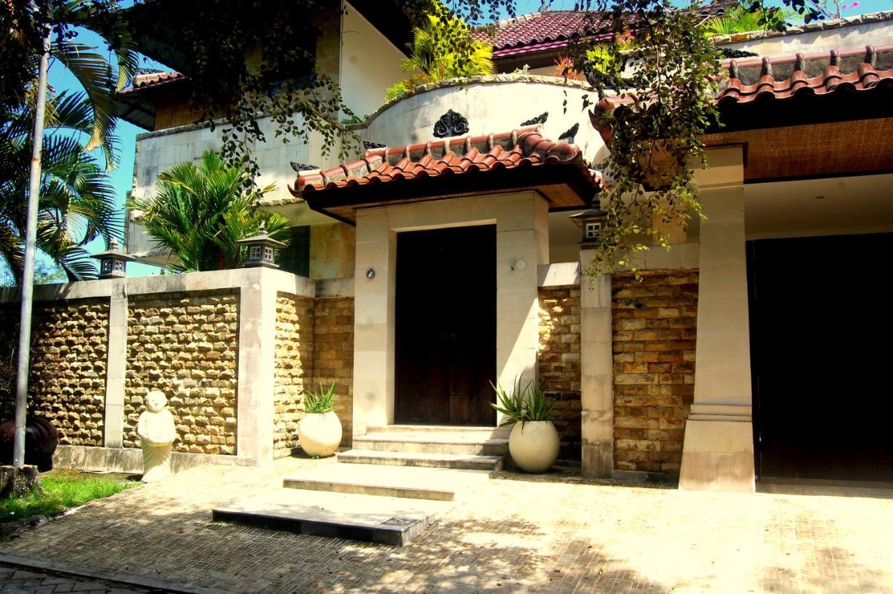 Villa Tentram Puri Gading Jimbaran Exterior foto